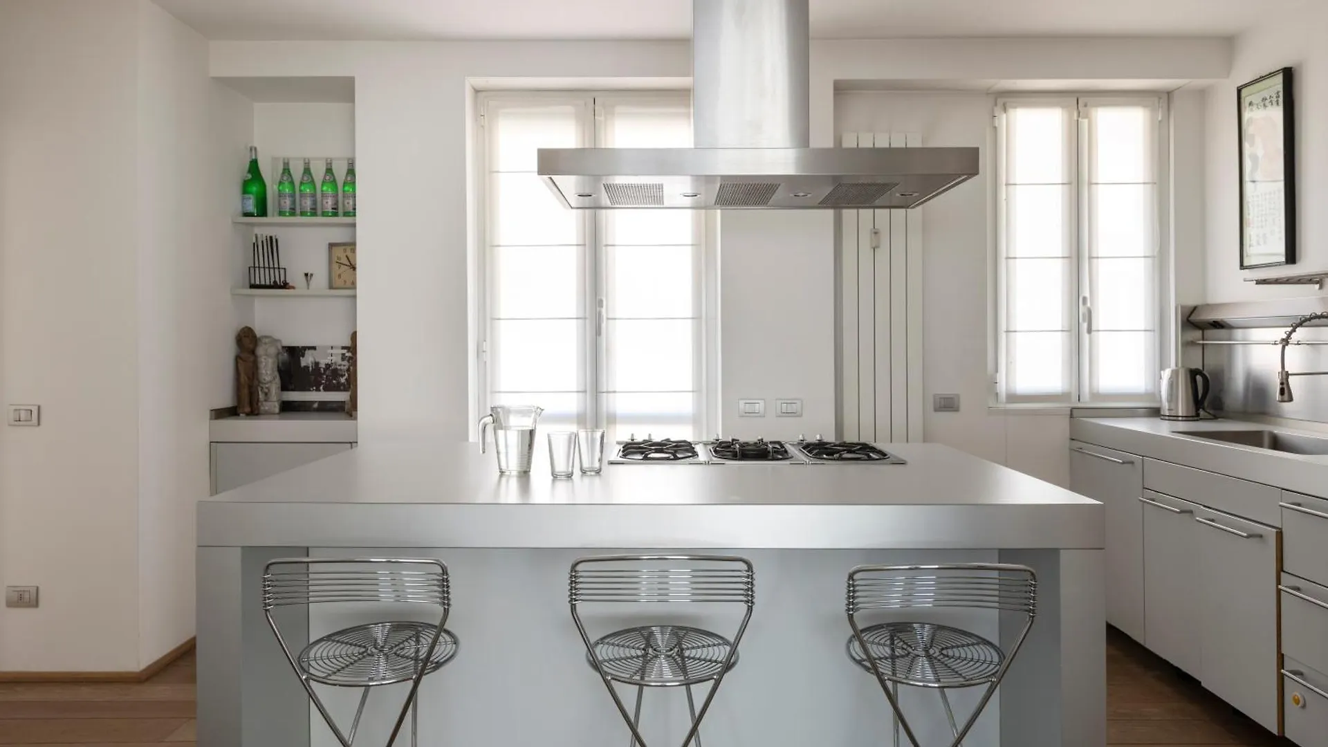 Milano City Design Apartment, Modern And Stylish