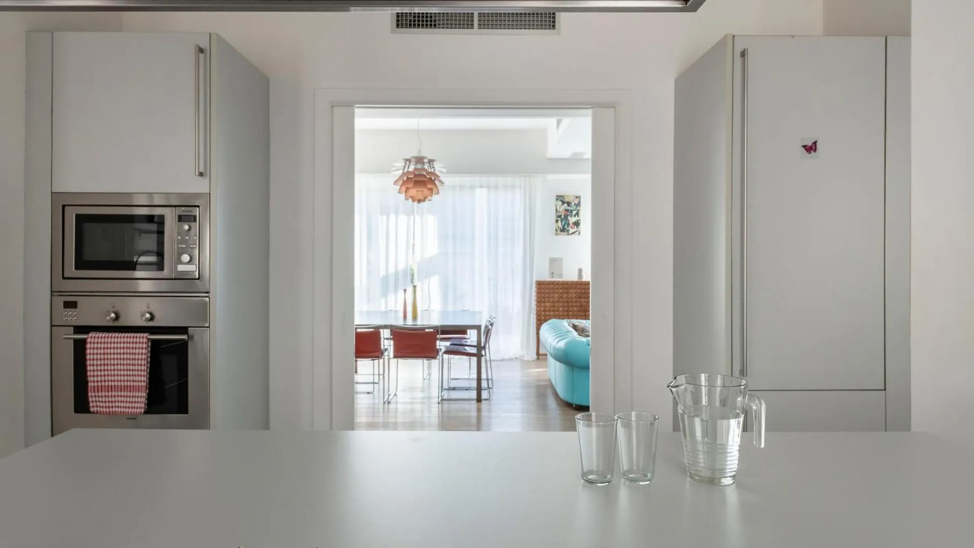 Milano City Design Apartment, Modern And Stylish Apartment